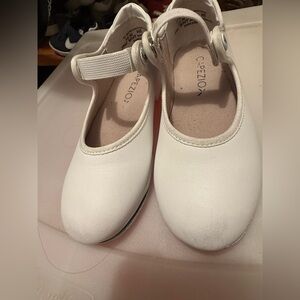 Vintage Capezio White Tap Shoes - Classic Style for Dancers